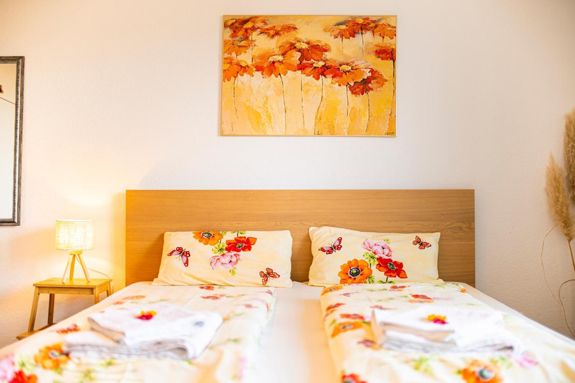 Modernes 2-Zimmer-Apartment Mit Balkon Und Netflix Jena Ngoại thất bức ảnh